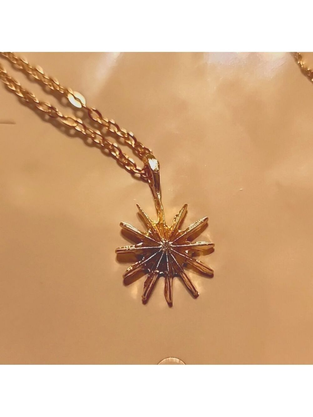 Sunburst Minimal Necklace